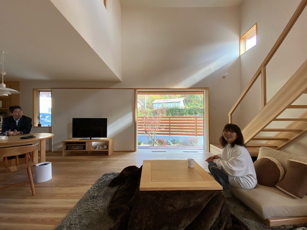 こたつでのんびり
