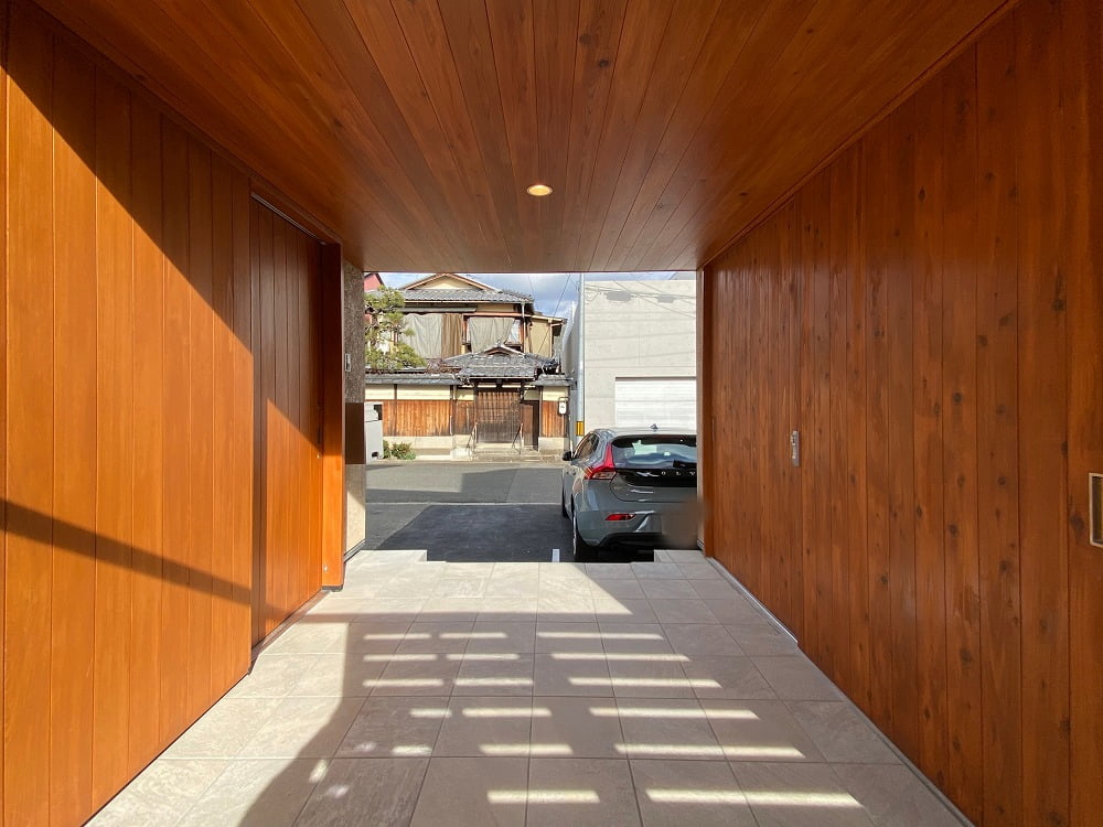 建物一体型の外物置