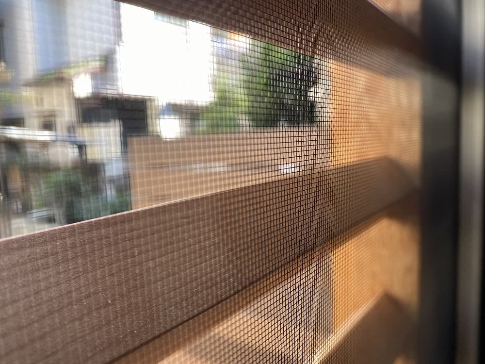 網戸も仕込んでいるため安心して窓を開放できる